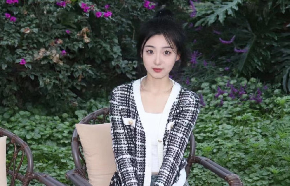 「向上的力量」前沿空乘-优秀学子-王子腾